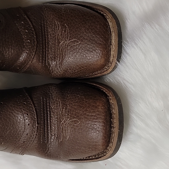 Kids Boots - Picture 2 of 7